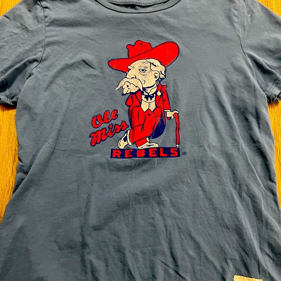 Short sleeve tee - Picture 1 of 3